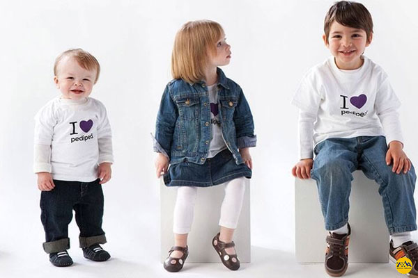 توجه به جزئیات در لباس کودک