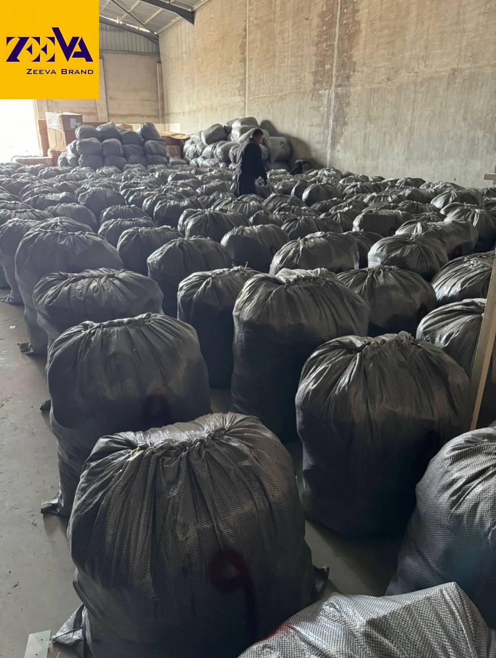 کاپشن کیلویی مردانه از برند لیورجی المان