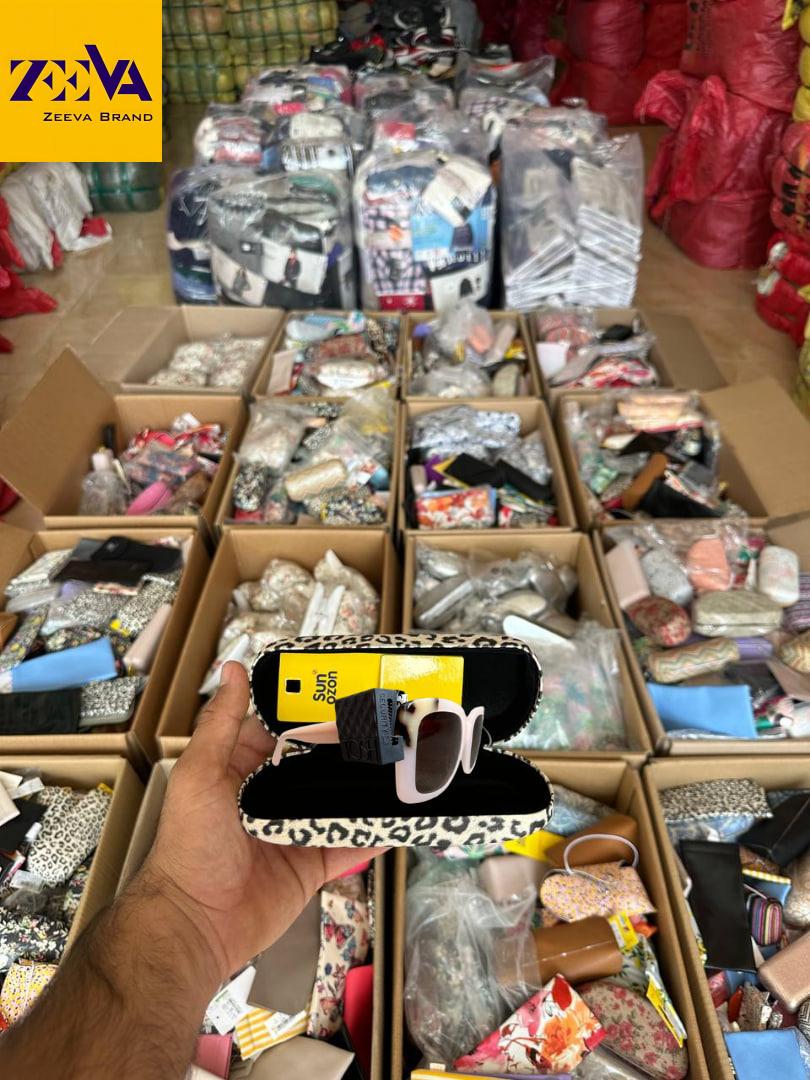 ست کامل عینک و قاب برندهای آلمانی - نمونه ای از عینک برند Tosh ست کامل عینک و قاب برندهای آلمانی - نمونه ای از عینک برند Tosh