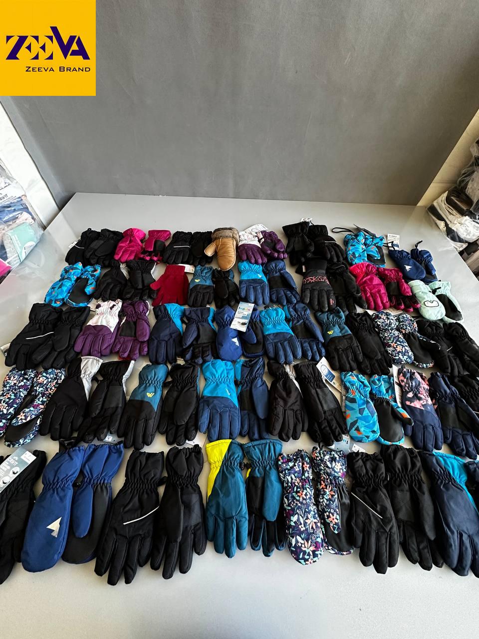 دستکش کیلویی بچگانه برند Crivit آلمان، ضد آب و بادگیر