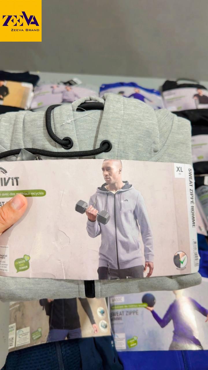 photo_2025-11-03_23-18-44