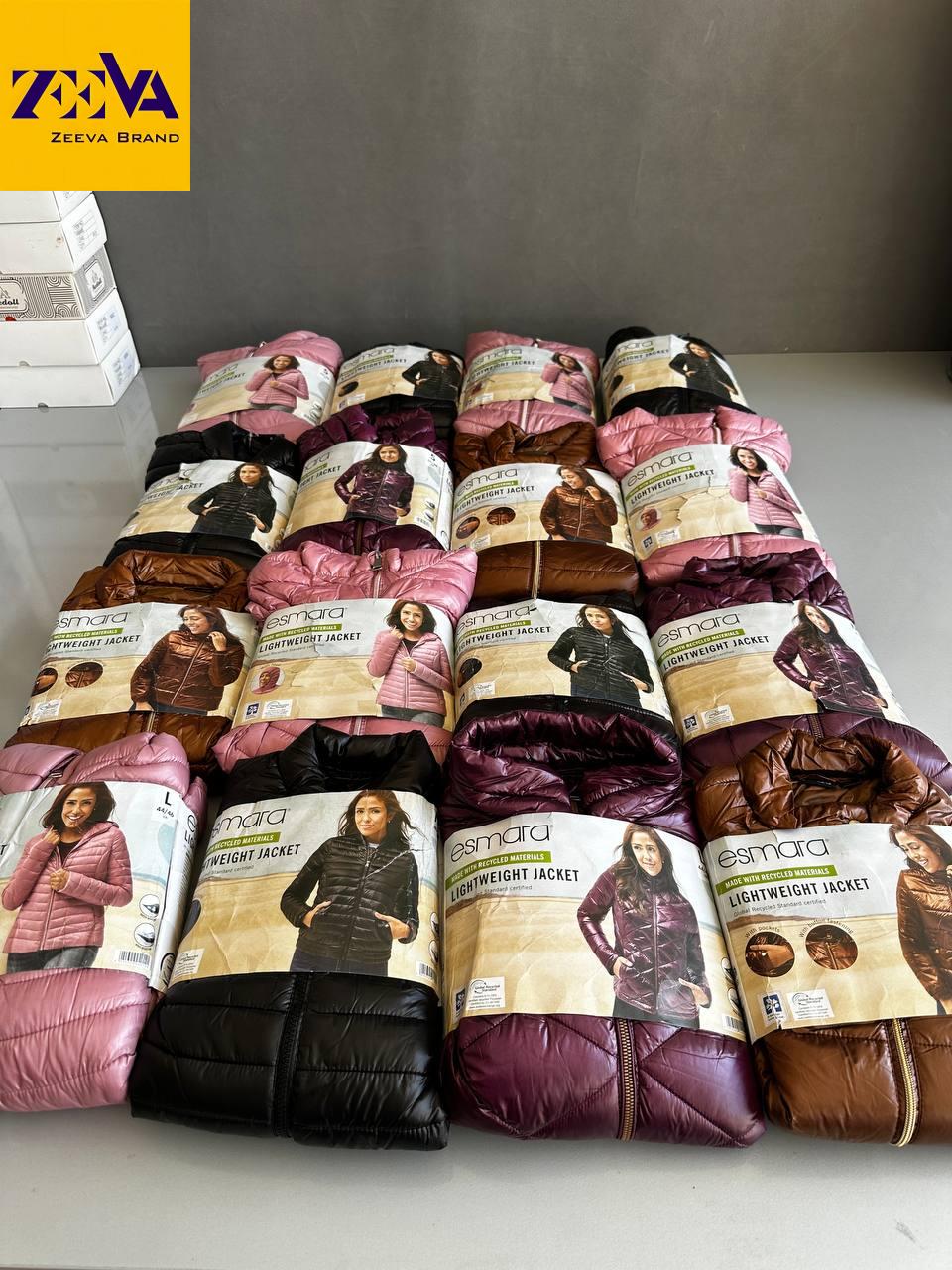 چرا کاپشن کیلویی زنانه انتخاب مناسب برای خردهفروشهاست خرید کاپشن کیلویی زنانه برای مغازهداران و خردهفروشها